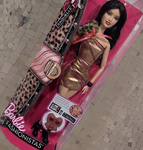 Barbie 100 poses - 100+, fashionistas