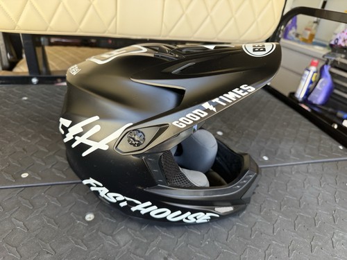 Bell helmets 9 mips - helmets;,