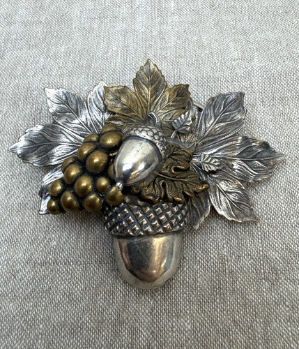 Vtg mixed metal brooch acorns - mixed,
