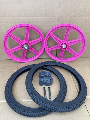 Bicycle plastic pink - 20",