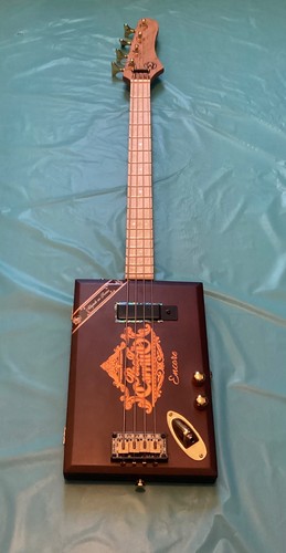 Electric cigarbox bass guitar - cigarbox,
