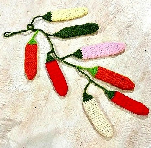 Hot chili peppers crochet - chili,