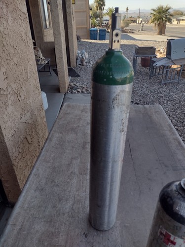 Empty medical oxygen tank - empty,