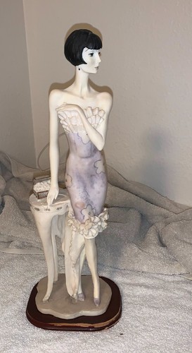 Vintage flapper girl resin - vintage,