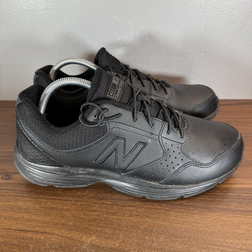 New balance shoes - new,
