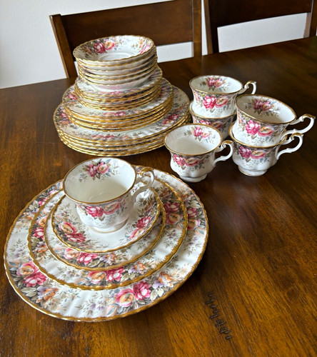 Royal albert autumn roses - royal,