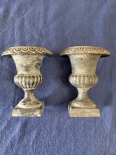 Vintage pair cast - of,