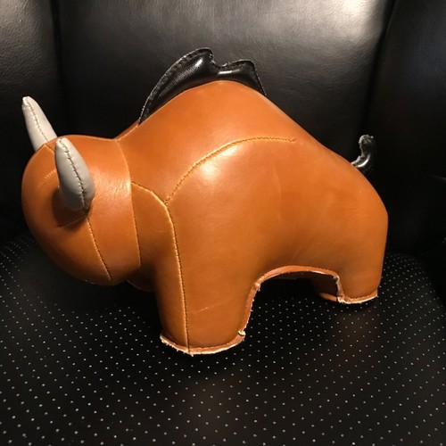 Zuny bookend bull - zuny, baloo