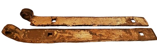 Iron strap hinge staggered - iron,