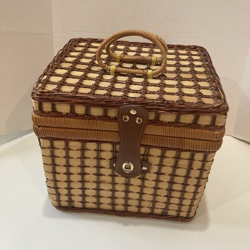 Two tone wicker reeds - tone,
