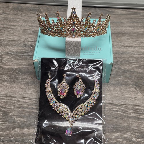 Kamirola gold crystal - gold,