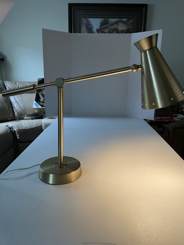 Modern brushed brass - brushed,