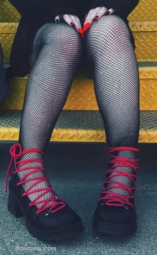 Black red laces platform - black, up