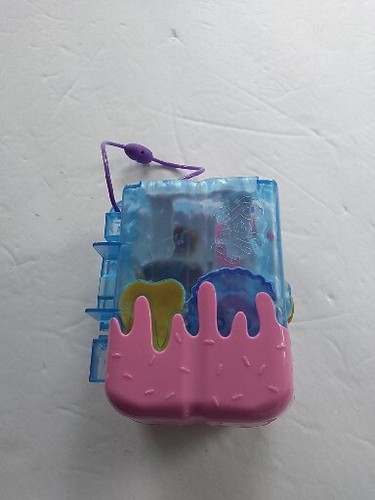 Polly pocket world - pocket,