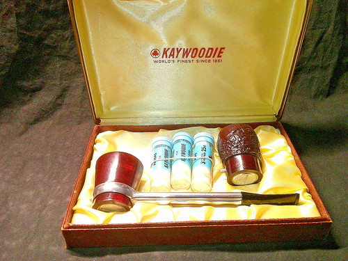 New vintage kaywoodie - new,