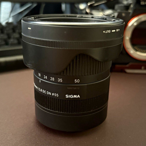 Sigma 50mm dc dn - 18-50mm,