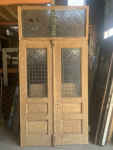 Antique stained glass - ~,