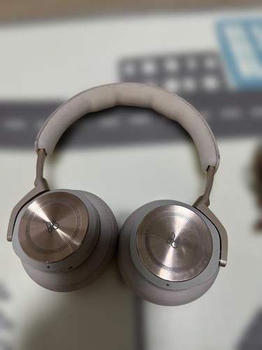 Bang olufsen beoplay hx sand - &,