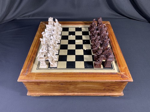 Vintage oriental chess set - vintage,