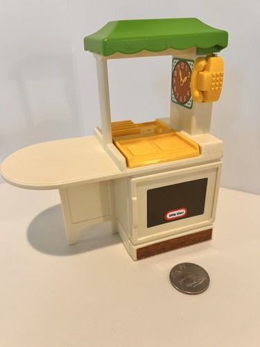Vtg little tikes dollhouse - vtg,