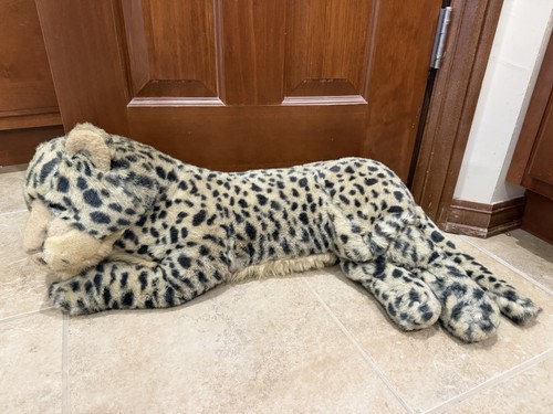 Rare large chrisha playful - large,