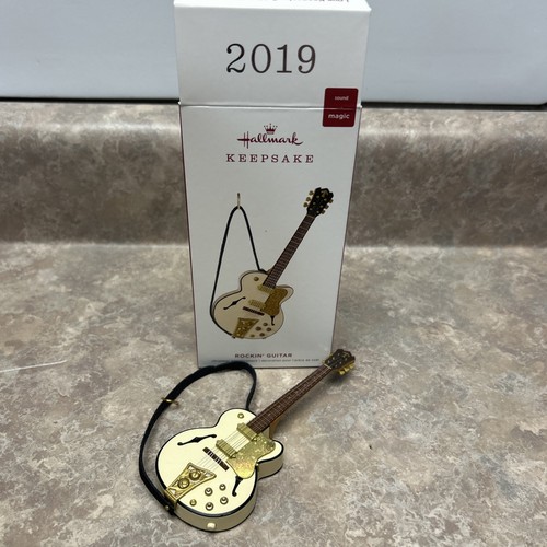 Hallmark 2019 rockin guitar - hallmark, rockin'