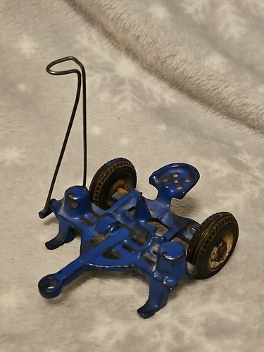Vintage arcade cast iron - iron, row