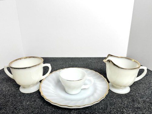 Vtg fire king white swirl - swirl, milk