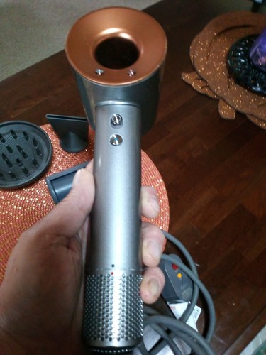 100 genuine dyson - dyson, supersonic