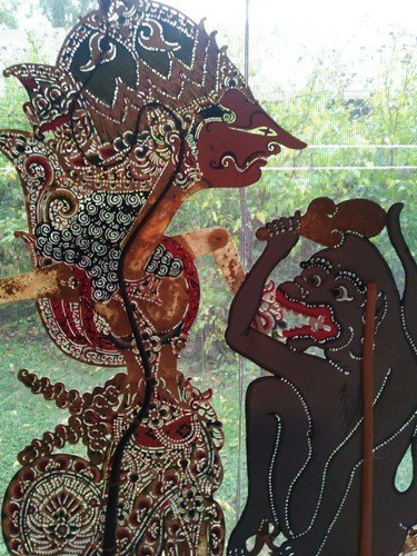 Wonderful large vintage pair - large,