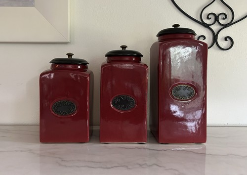 Nice set pier 1 brick - set,
