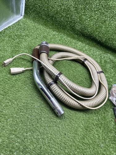 Rainbow vacuum hose - hose, curved