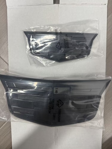 Front grill trunk lid - front,