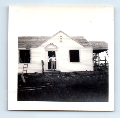 Old vintage square photo solo - old,