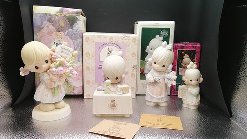 Precious moments lot 4 - moments,