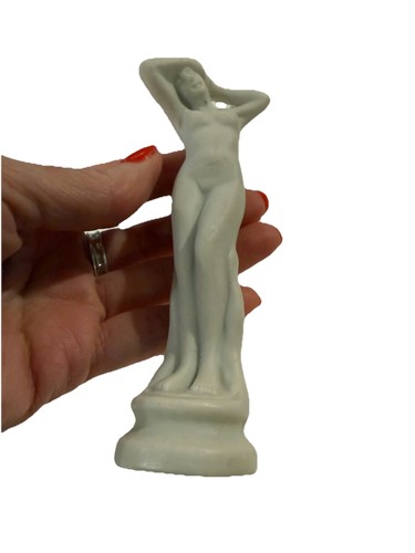 Vintage bisque nude lady - vintage,