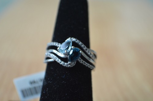 28ct sky blue topaz - 1.28ct,