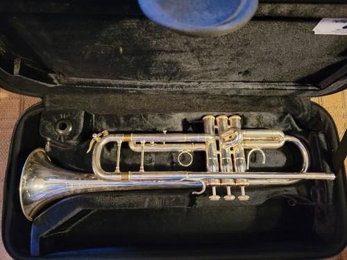 Eastman trumpet etr824s - eastman,