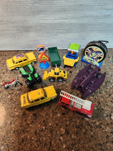 Lot toys taxi - lot, of