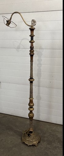 Vintage turned wood - bridge, arm