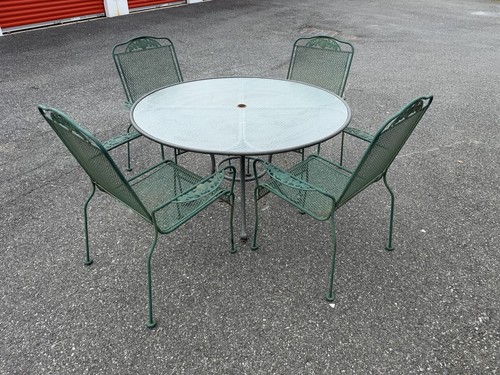 Beautiful metal patio set - beautiful,