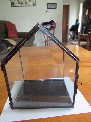 Vintage table top house shaped - vintage,