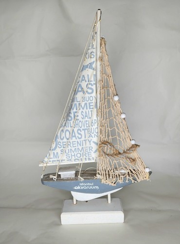 Nice wooden sailing - nice, boat