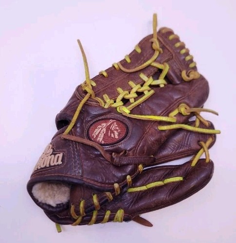 Nokona elite glove - nokona,