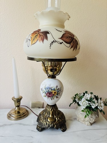 Vintage hurricane table lamp - vintage,