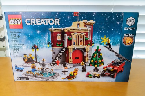 Lego winter village fire - village,
