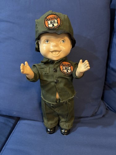 Vintage 1947 lion uniform - lion,