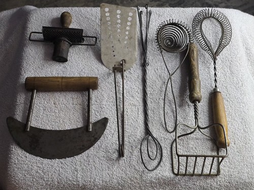 Vintage metal kitchen utensil - metal,
