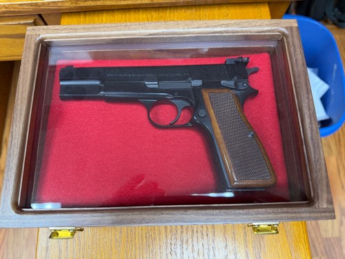Pistol gun presentation case - pistol,