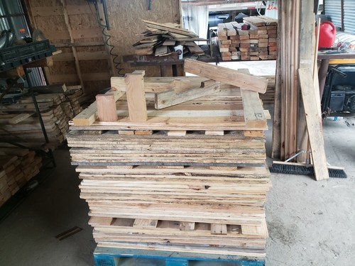 Reclaimed pallet wood board - pallet,